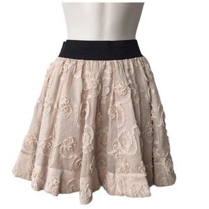 🌵3/$15 Nex Theme Beige Lace Floral Skater Skirt